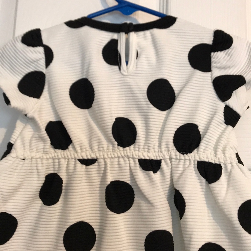 Dress - Picture 3 of 3